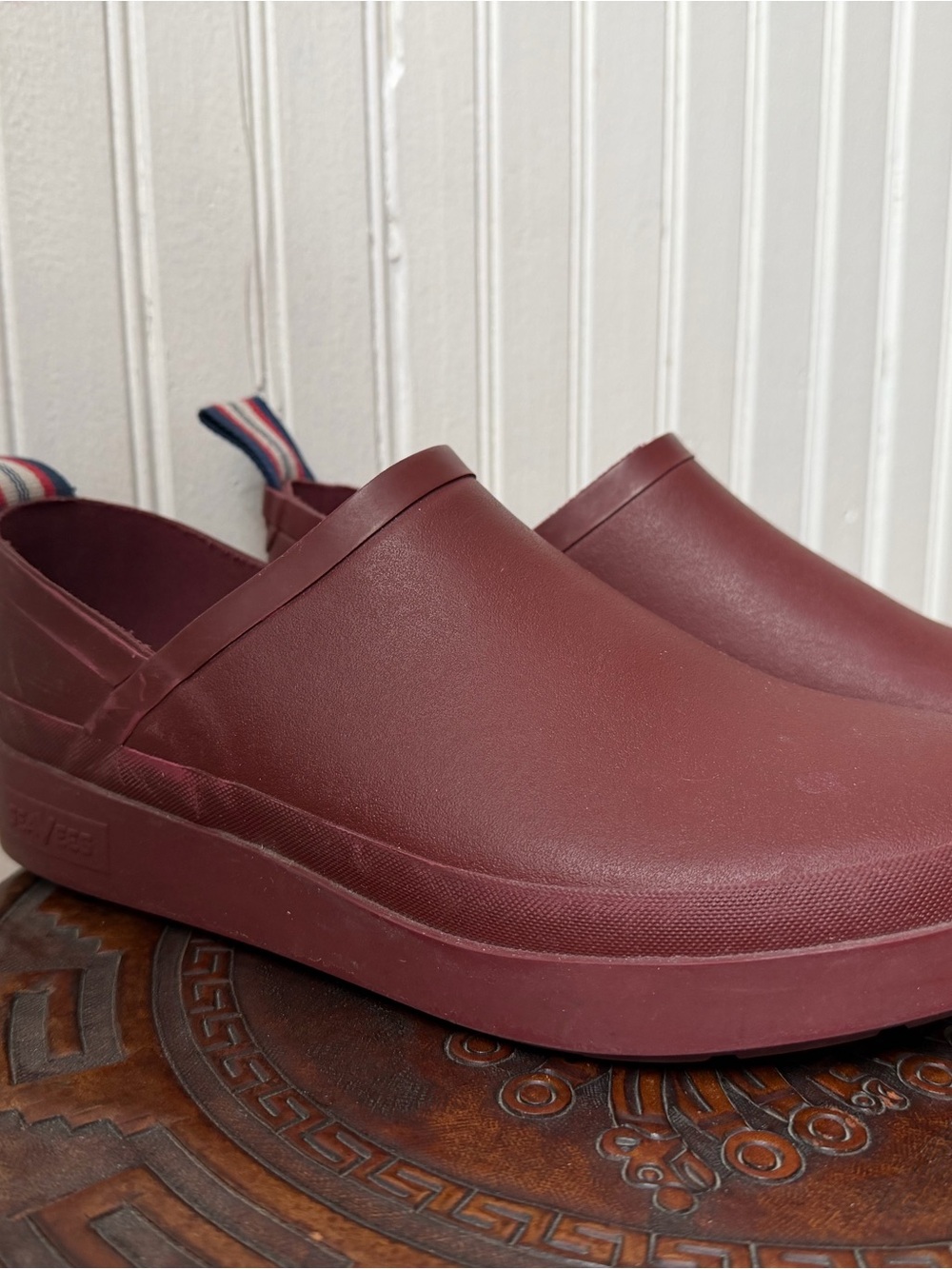 SeaVees Calistoga Clog in Bordeaux